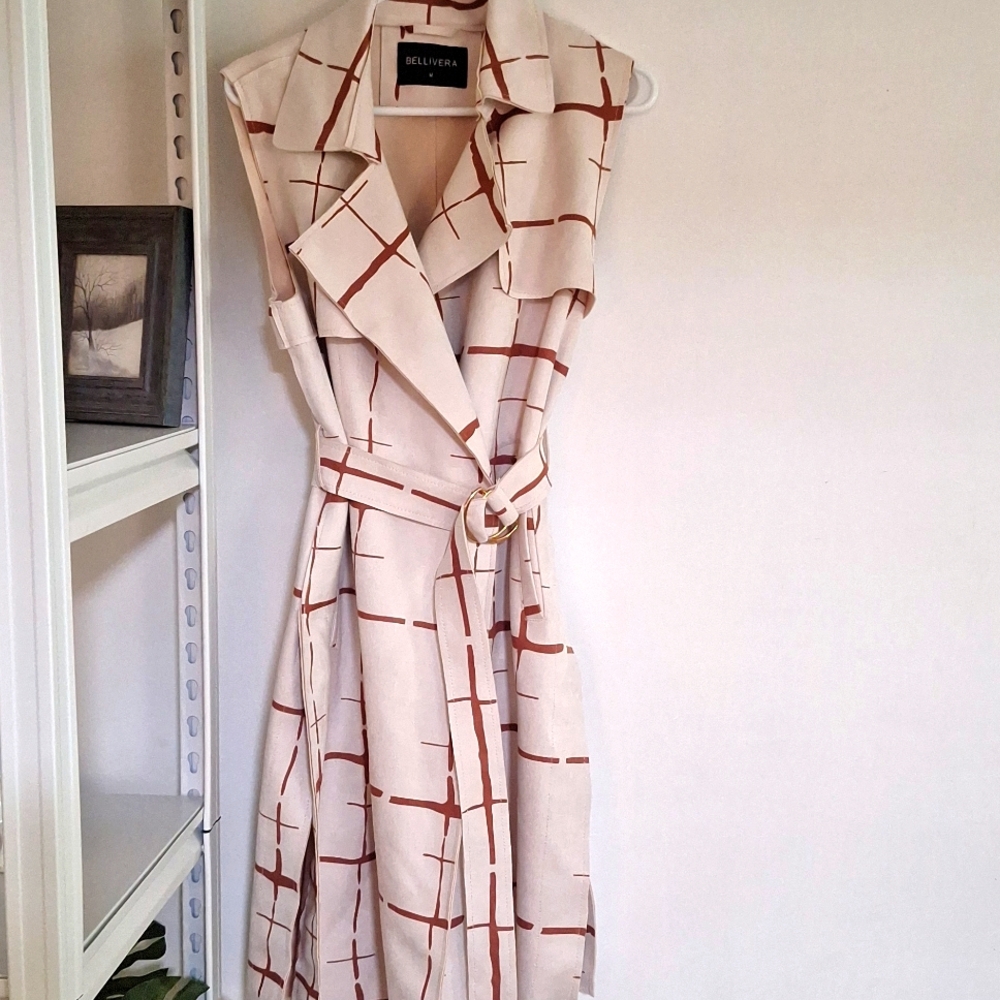 Bellivera  Faux Suede Graphic Wrap Dress W/Belt Size Med